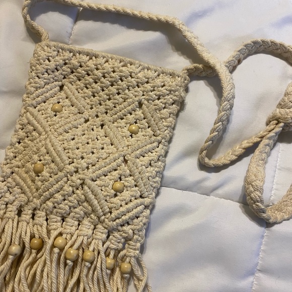 Forever 21 Women’s Knitted Crossbody/Shoulder Bag - Picture 4 of 10